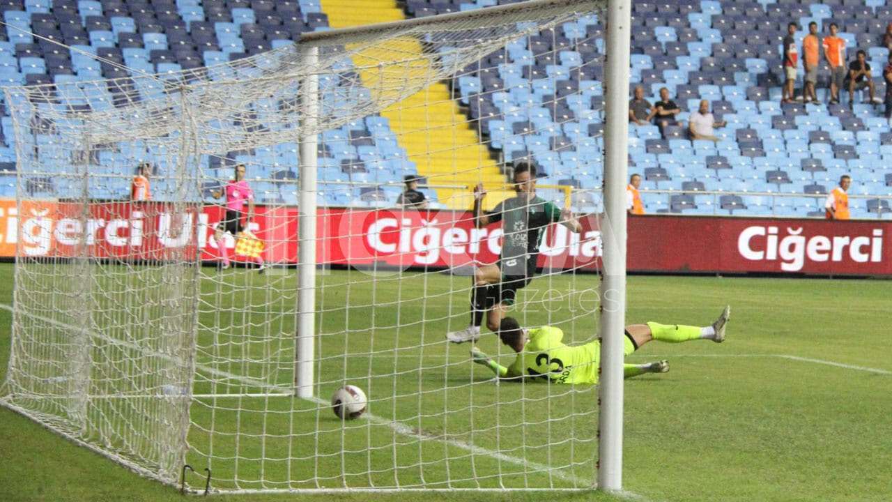 Adana’dan istediğimizi aldık “0-2” - Resim : 12