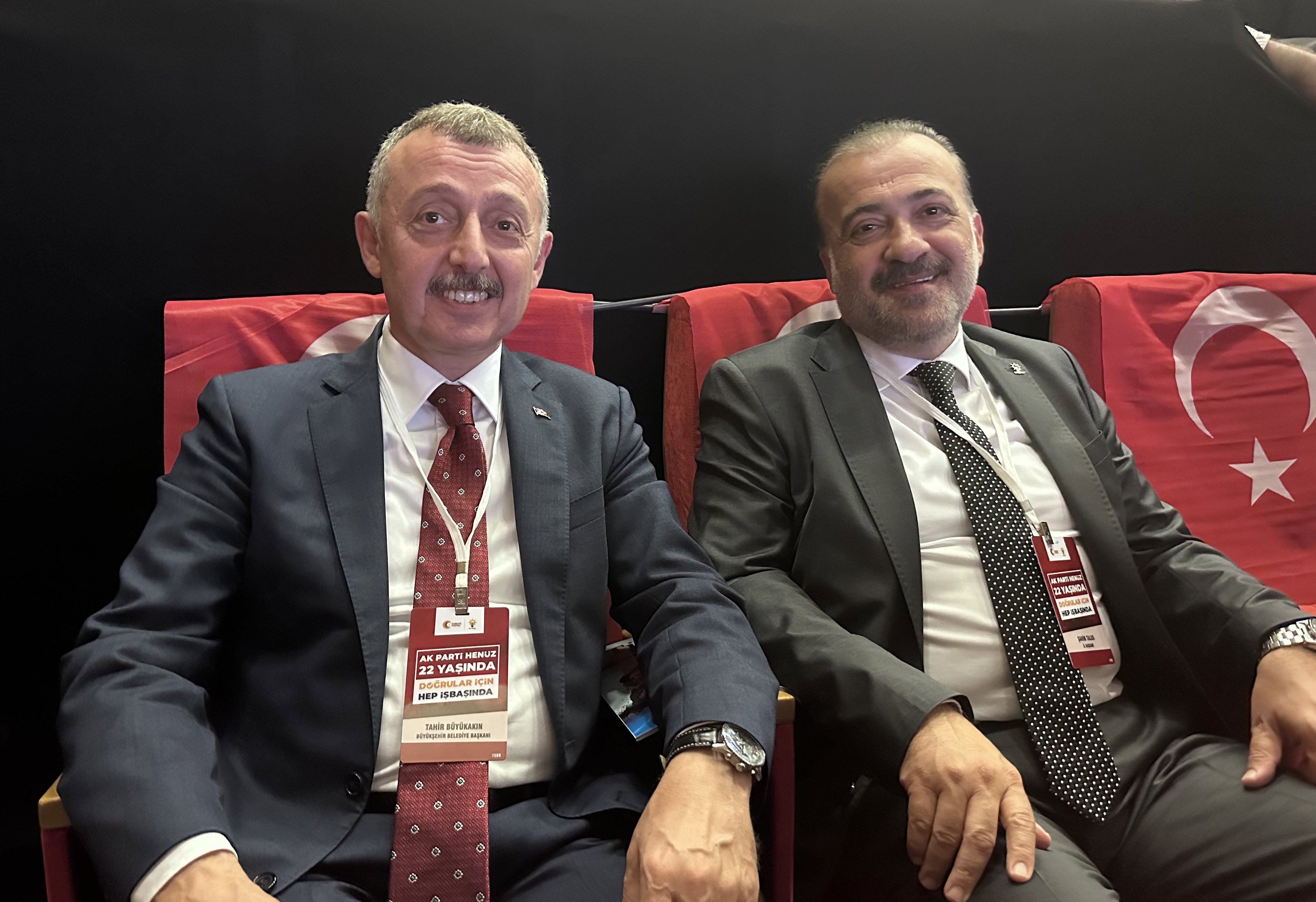 Büyükakın ve Talus AK Parti'nin 22 kuruluş yıl dönümünü kutladı - Resim : 1