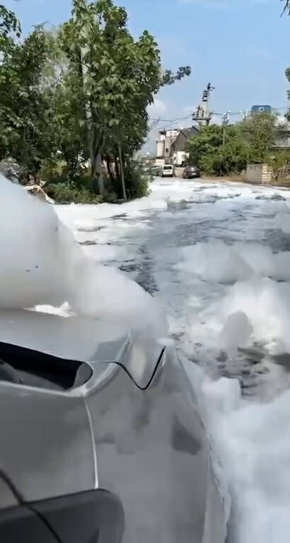 İzmit beyaz gelinliği giydi ama sandığınız gibi değil! - Resim : 5