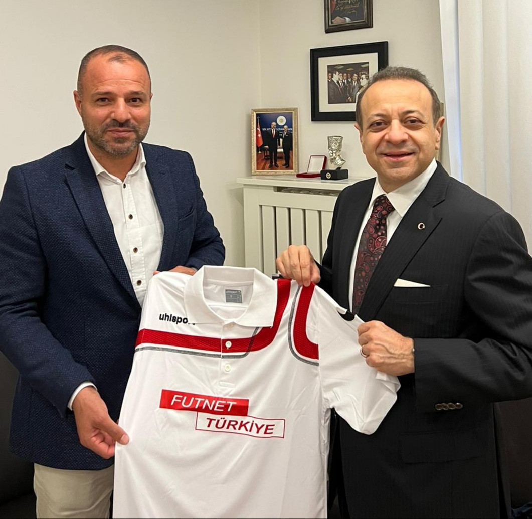 Kocaeli Üniversitesi’nden tarihi Futnet hamlesi! - Resim : 2