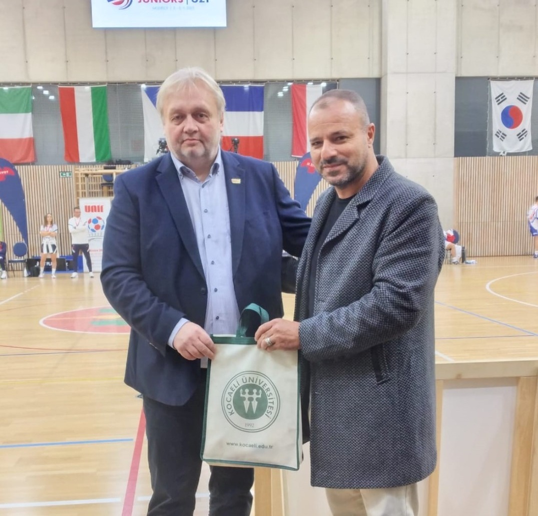 Kocaeli Üniversitesi’nden tarihi Futnet hamlesi! - Resim : 1
