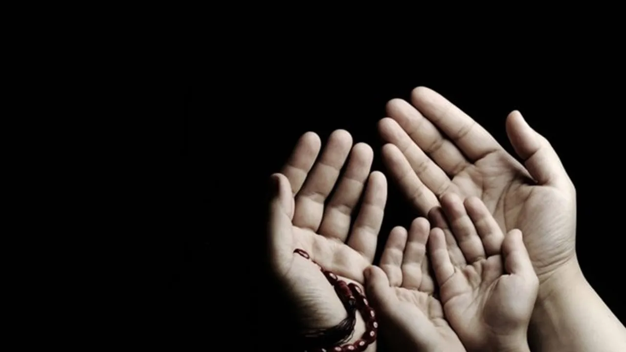 Bir Şeyi Çok İstersen Hangi Dua Okunur? - Resim : 1