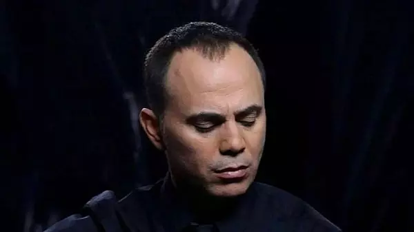 Ümit Sayın Kimdir, Kaç Yaşında? Ümit Sayın Zeynep Dizdar Neden Ayrıldı? Ümit Sayın Kiminle Evli? - Resim : 1