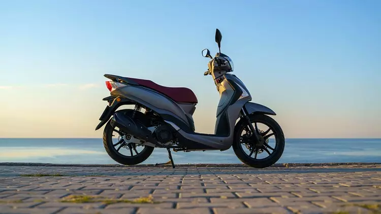B Sınıfı Ehliyeti Olanlar DİKKAT: B Sınıfı Ehliyet 125 CC Motor Kullanabilir Mi 2024? B Sınıfı Ehliyet Neler Kullanır? - Resim : 1