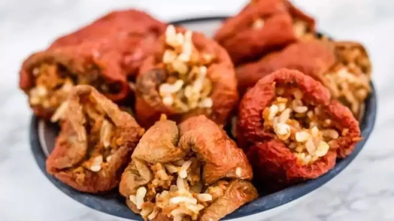 Lezzetli Kuru Biber Dolması Tarifi ve Püf Noktası - Resim : 1