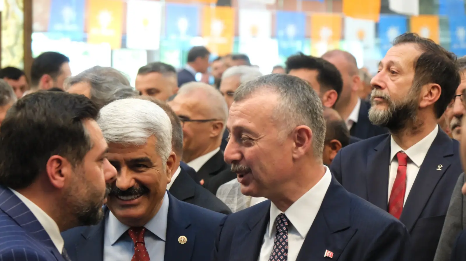 AK Parti’de geleneksel bayramlaşma! Ana gündem seçim - Resim : 12