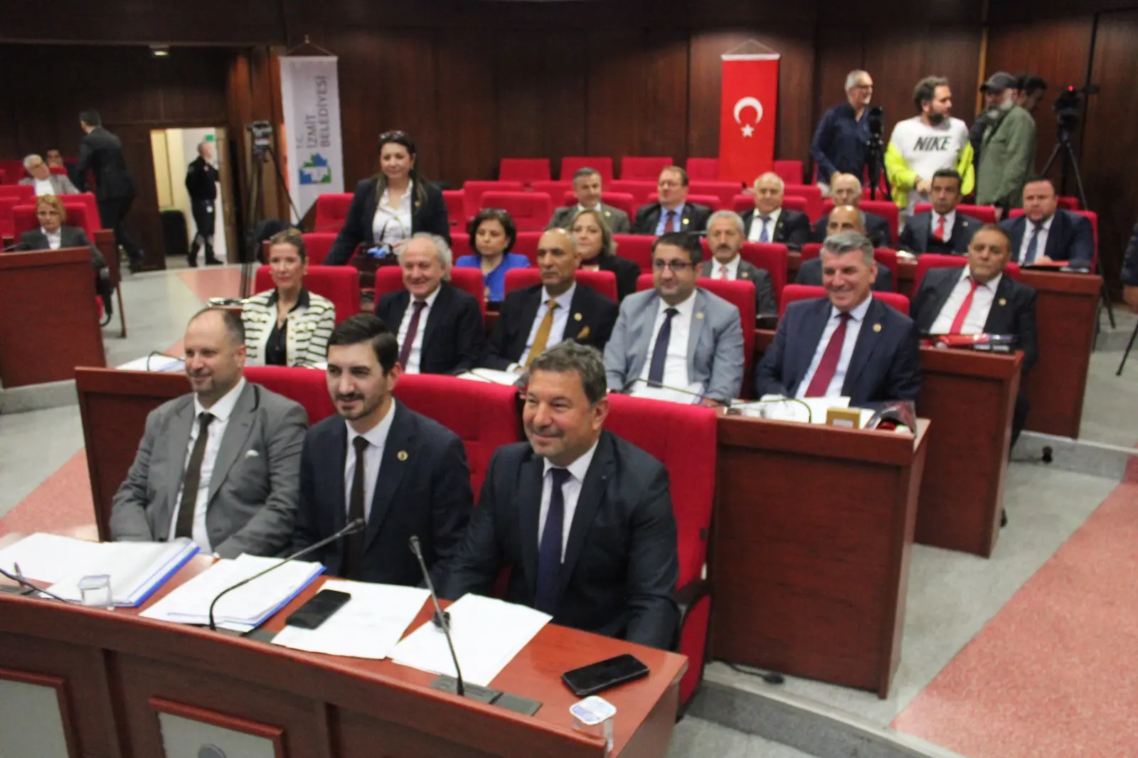 Hürriyet: “Burası kentin seçilmiş başkanına hakaret edilen bir yerdi” - Resim : 1