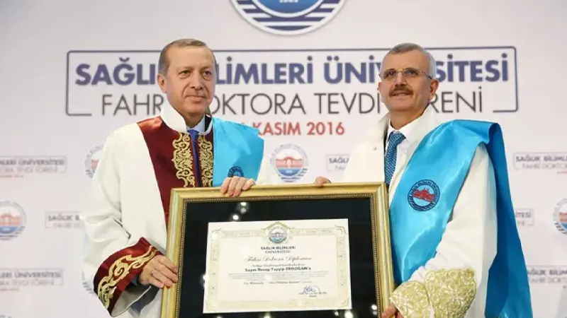Erdoğan’ın özel doktorundan ‘helal tıp’ isteği
