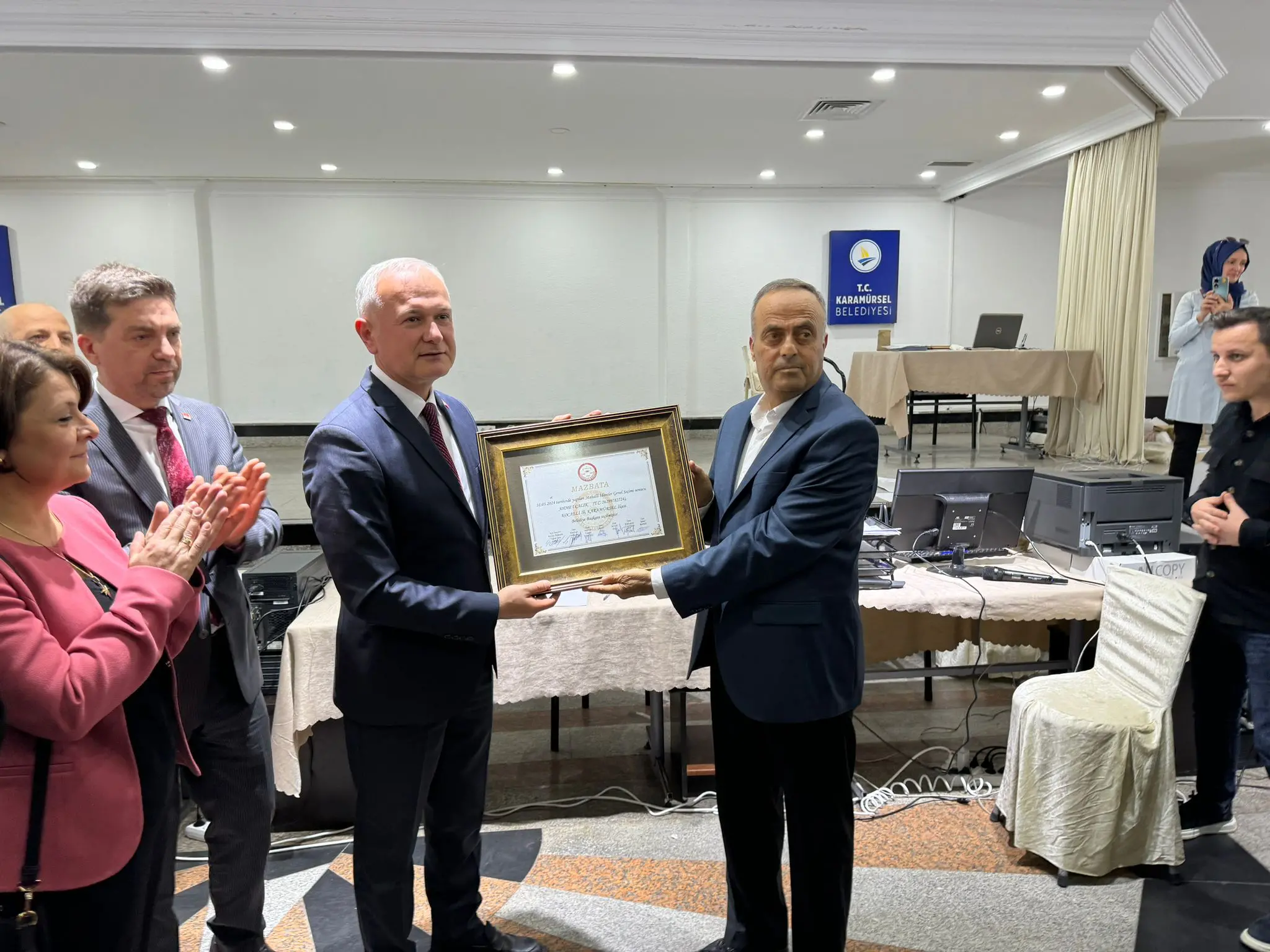 Ahmet Çalık resmen görevde - Resim : 3