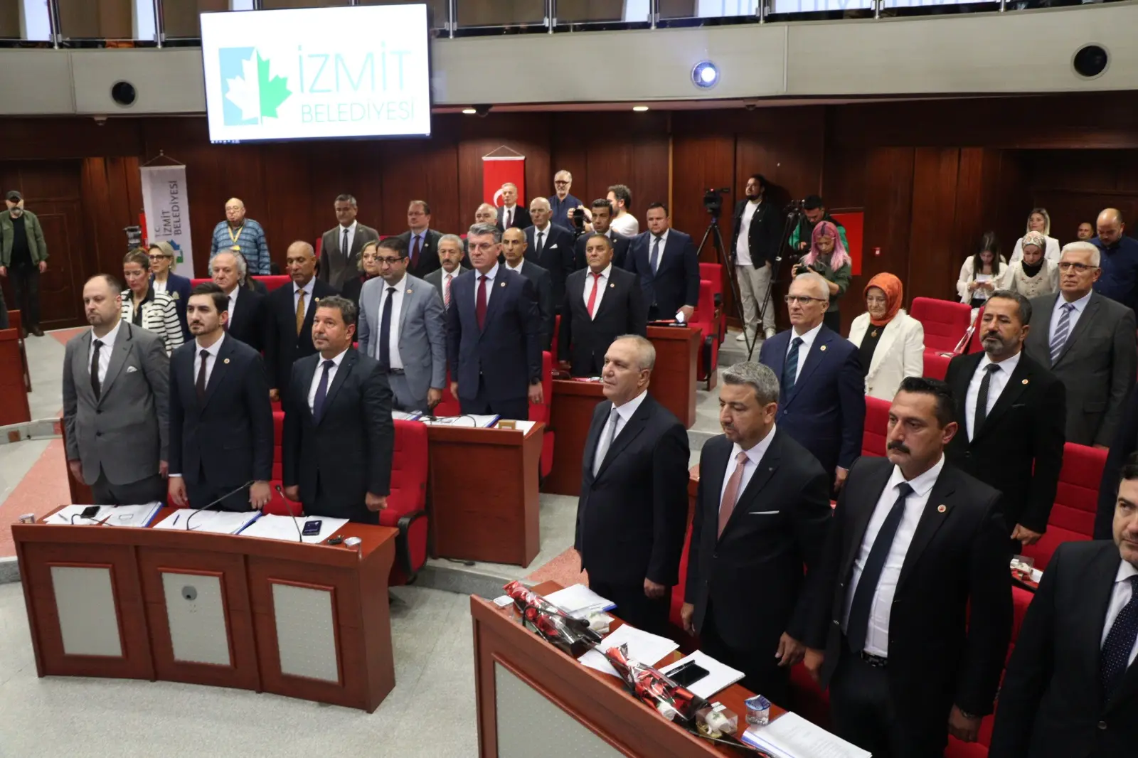 İlk toplantıya gelmediler! Muhalefet hızlı başladı - Resim : 1