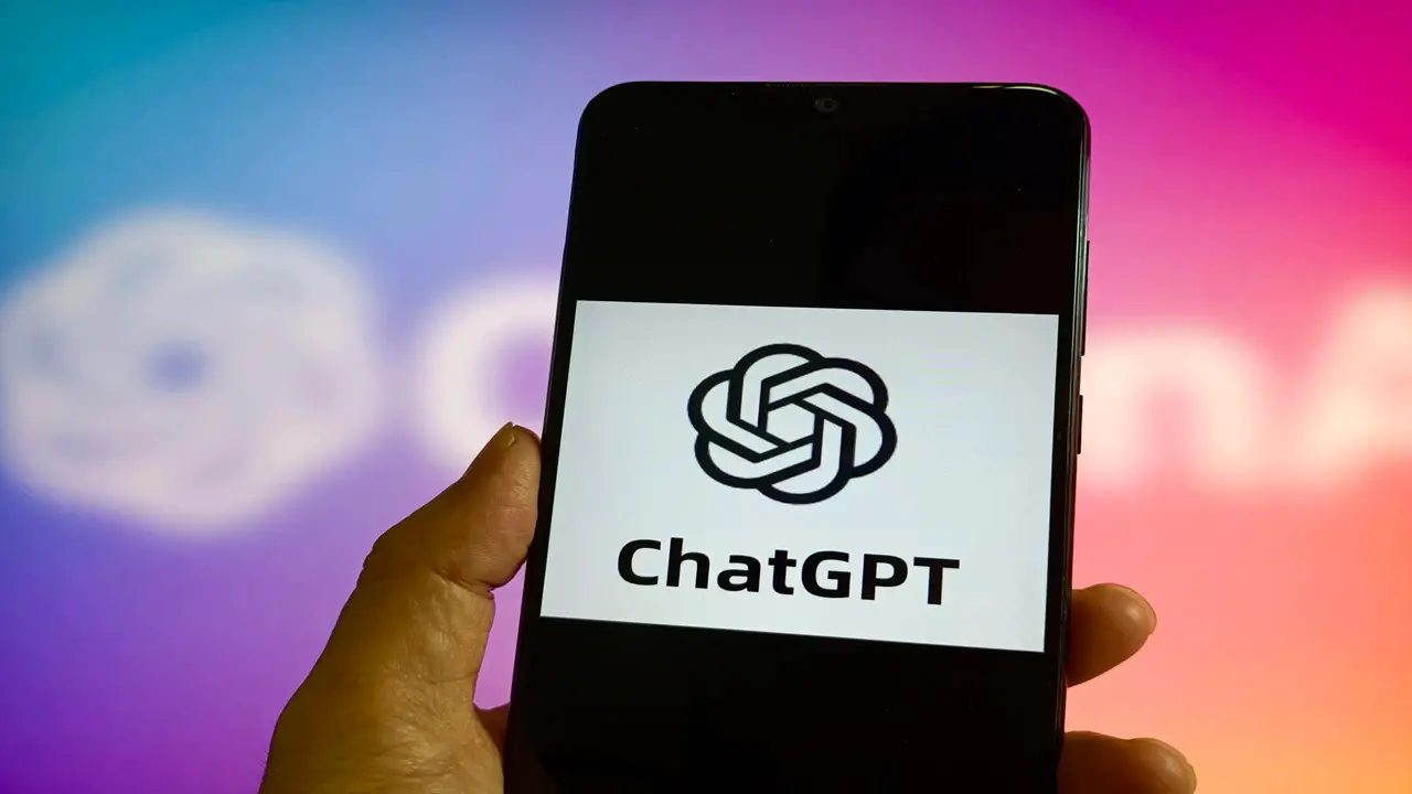 ChatGPT’nin Android uygulaması yenilendi: Mükemmel özelliklere hazır olun!