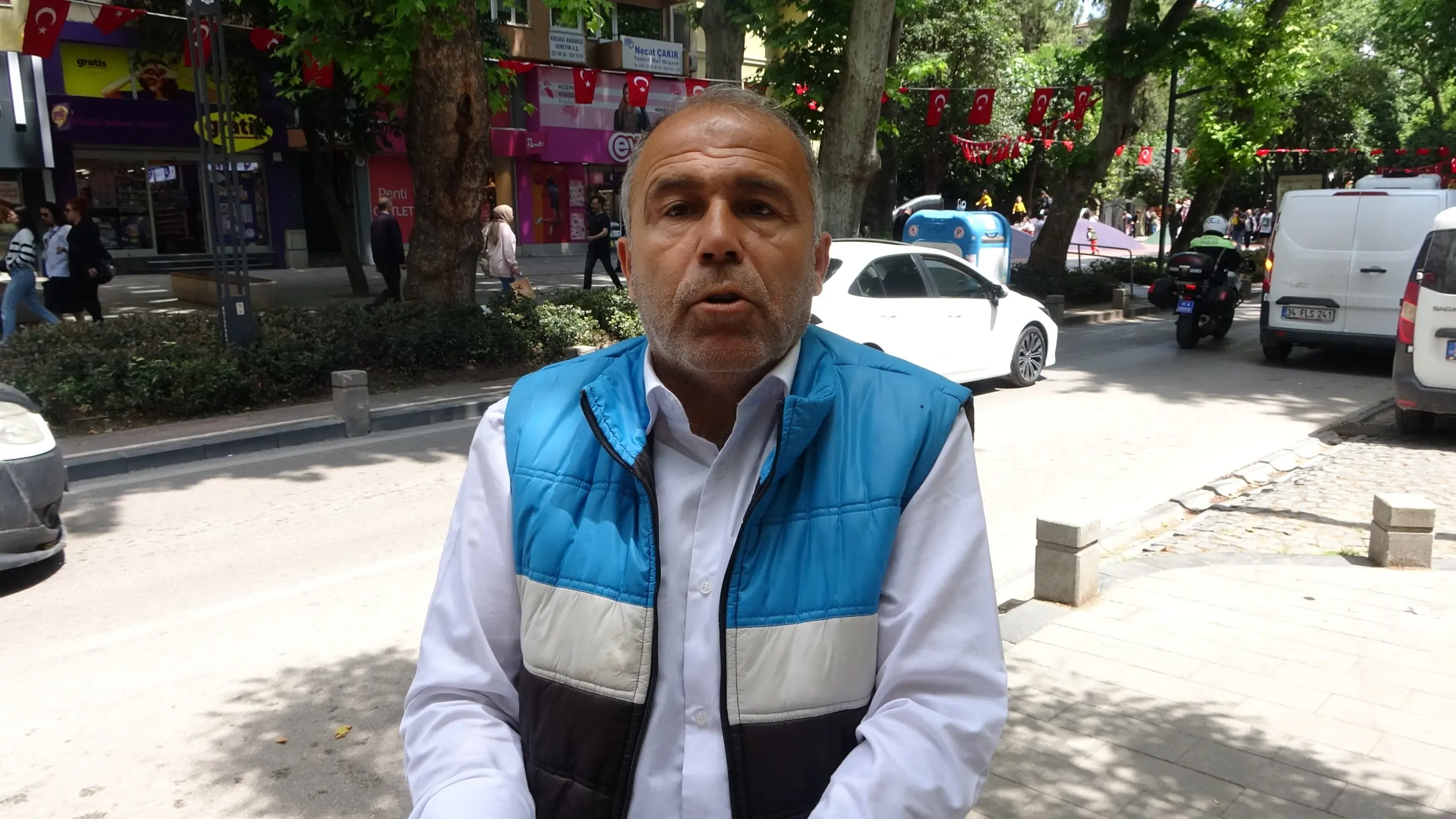 Kocaeli'de polisin üstüne araç süren vatandaş halkı ayaklandırdı! Şoför geri adım attı - Resim : 3