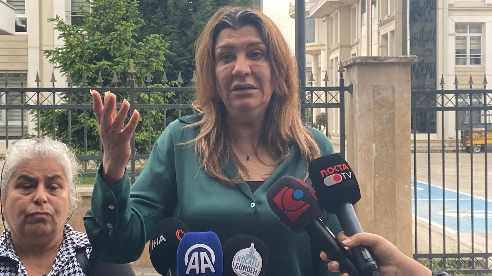 Kocaeli Valisi Seddar Yavuz belediyelere, "İşinizi yapın!" demiş - Resim : 1