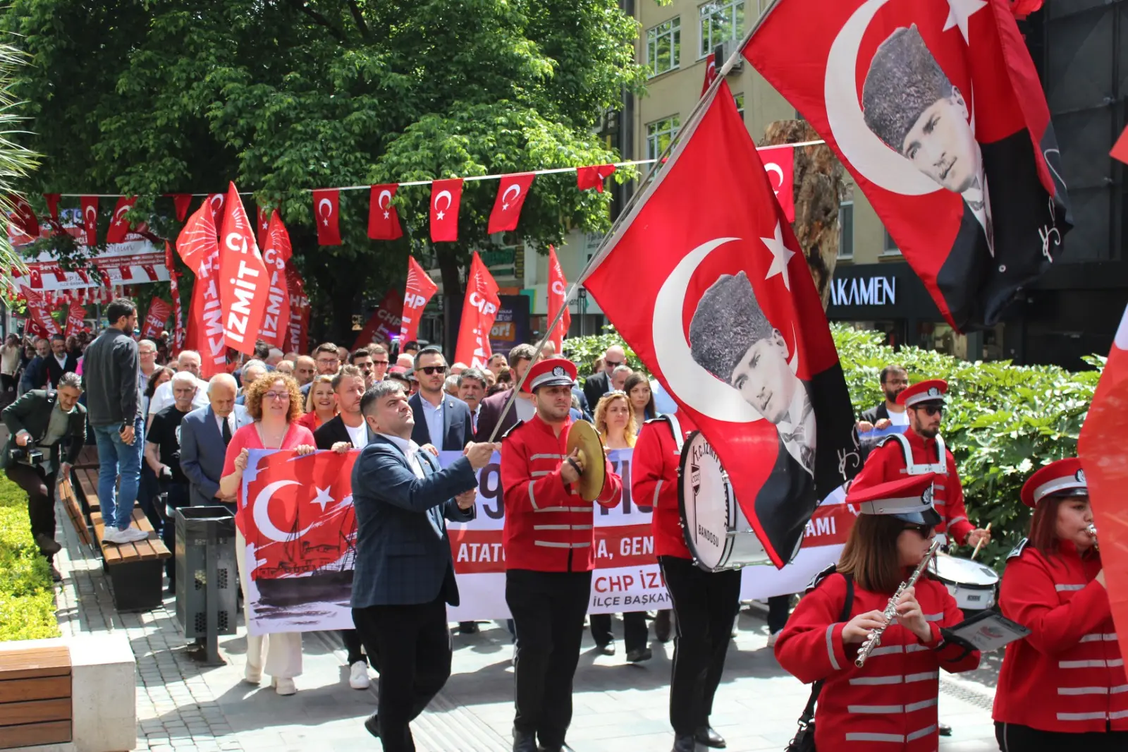 CHP Kocaeli'den 19 Mayıs'ta anlamlı yürüyüş - Resim : 2