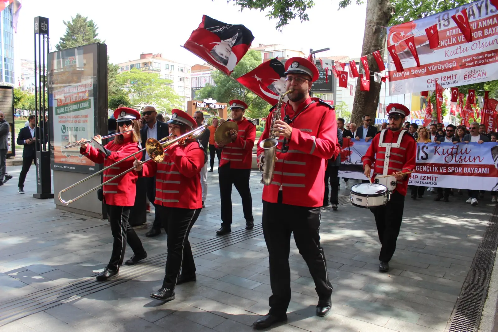CHP Kocaeli'den 19 Mayıs'ta anlamlı yürüyüş - Resim : 16