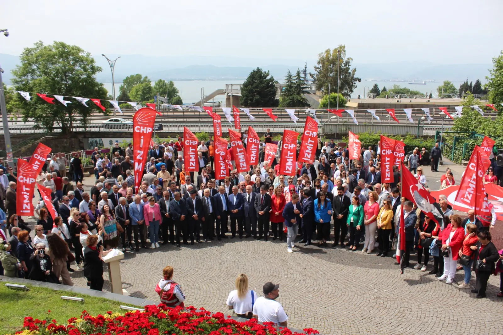 CHP Kocaeli'den 19 Mayıs'ta anlamlı yürüyüş - Resim : 7