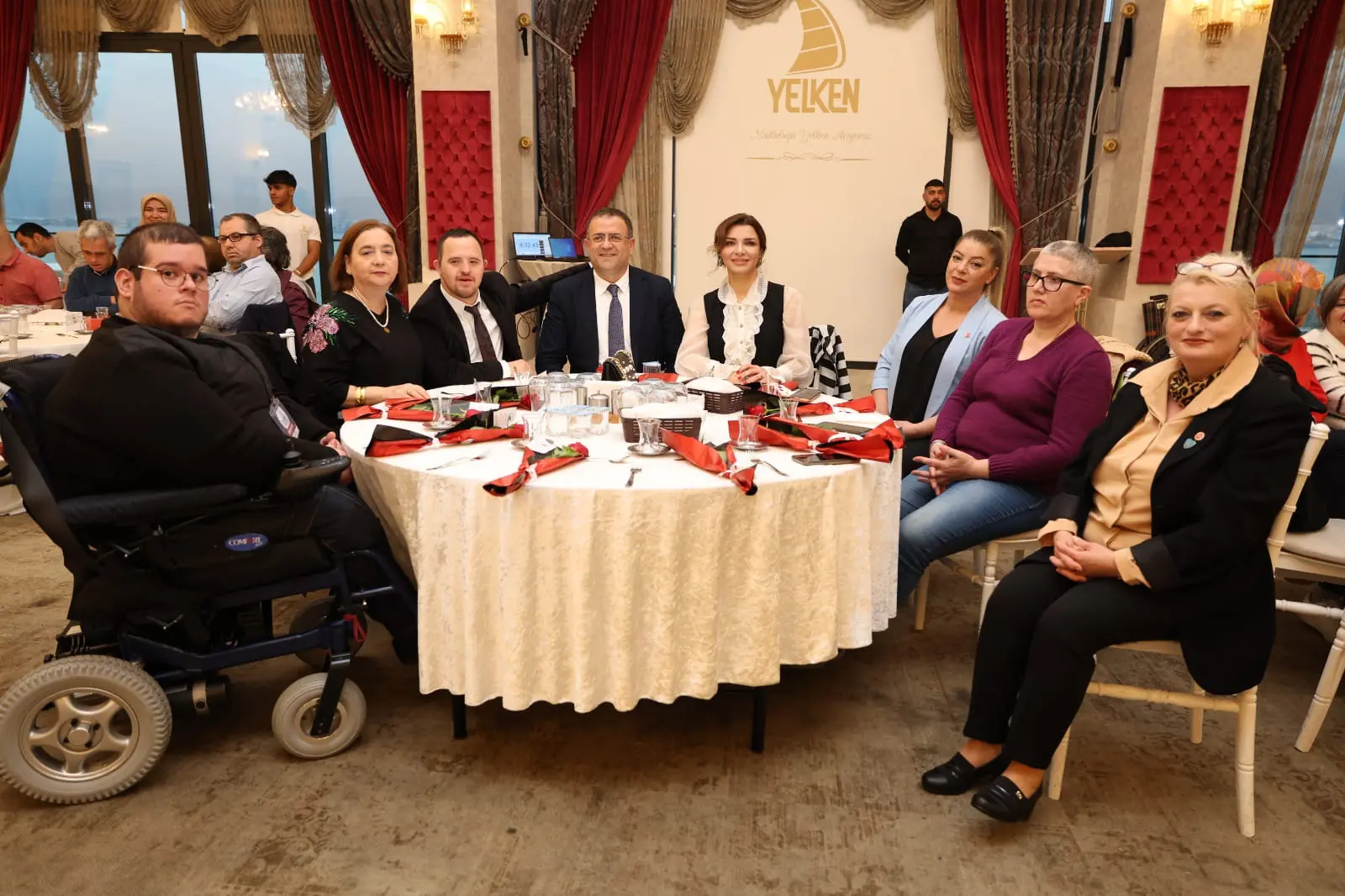 Derince’de en özel anneler günü kutlaması - Resim : 6