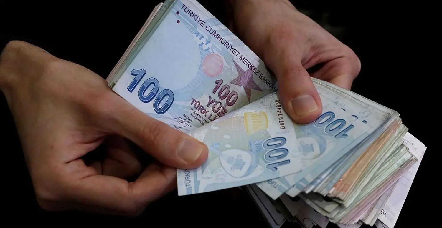 Faizler düştü, fırsat kapıda! 100 bin TL'lik kredi için en uygun vade seçenekleri... Banka banka belli oldu! - Resim : 1