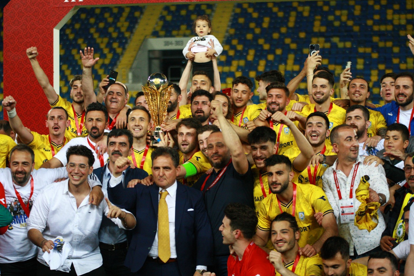 Bu utanç hepimize yeter! - Resim : 1