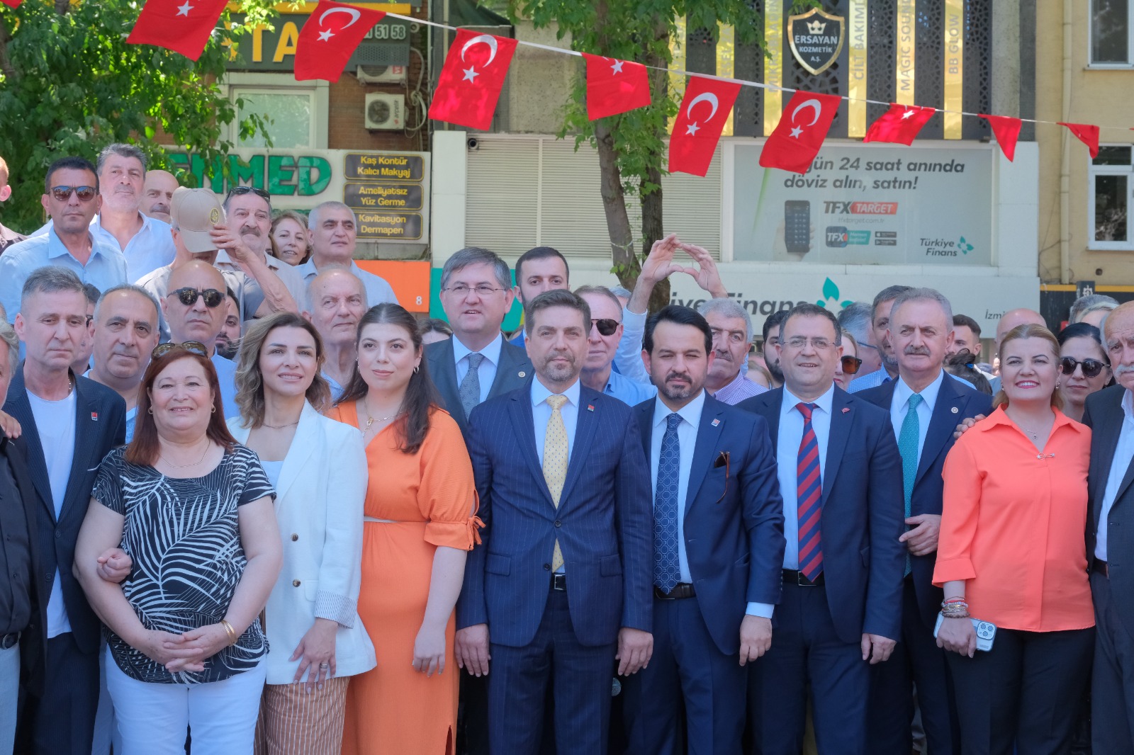 CHP Kocaeli’den kalabalık bayramlaşma! - Resim : 8