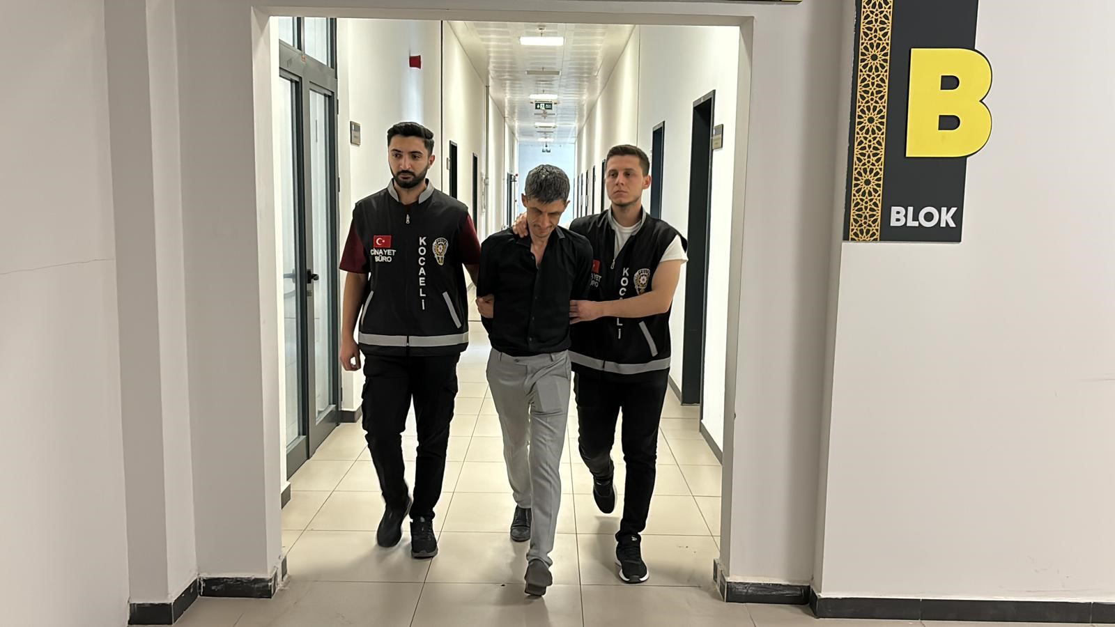 Eniştesini bıçaklarken sosyal medyada sunuculuk yaptı! - Resim : 3