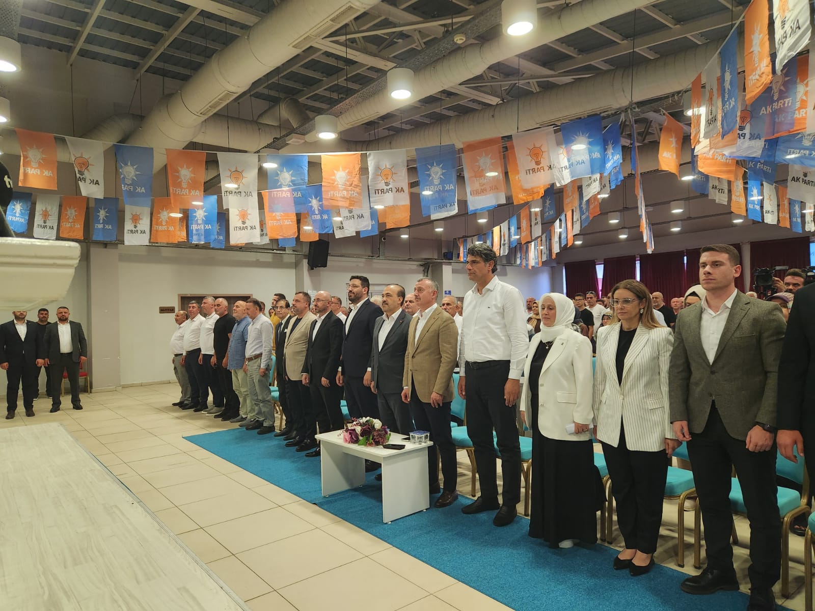 Büyükakın bombaladı! "Herkes haddini bilecek" - Resim : 1