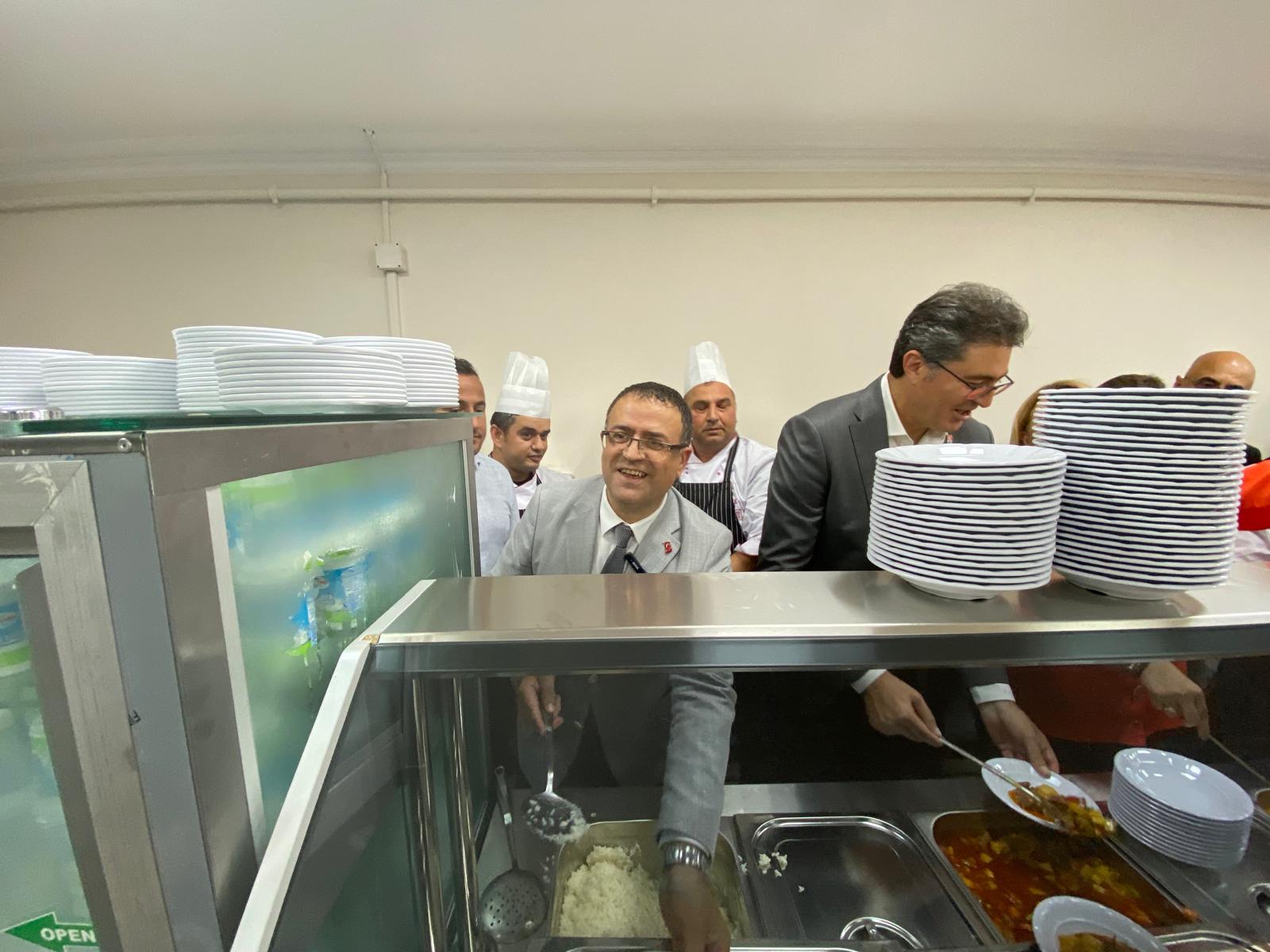 Emekliler akın etti Gökçe sözünü tuttu, Kent Lokantasını açtı - Resim : 7