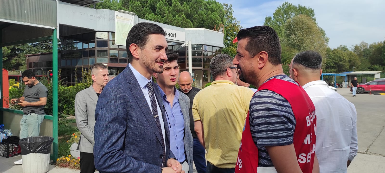 Bekaert’te işçiler eylemde! “Mülki amirler üzerine düşeni yapsa bunlar böyle davranamazdı” - Resim : 5