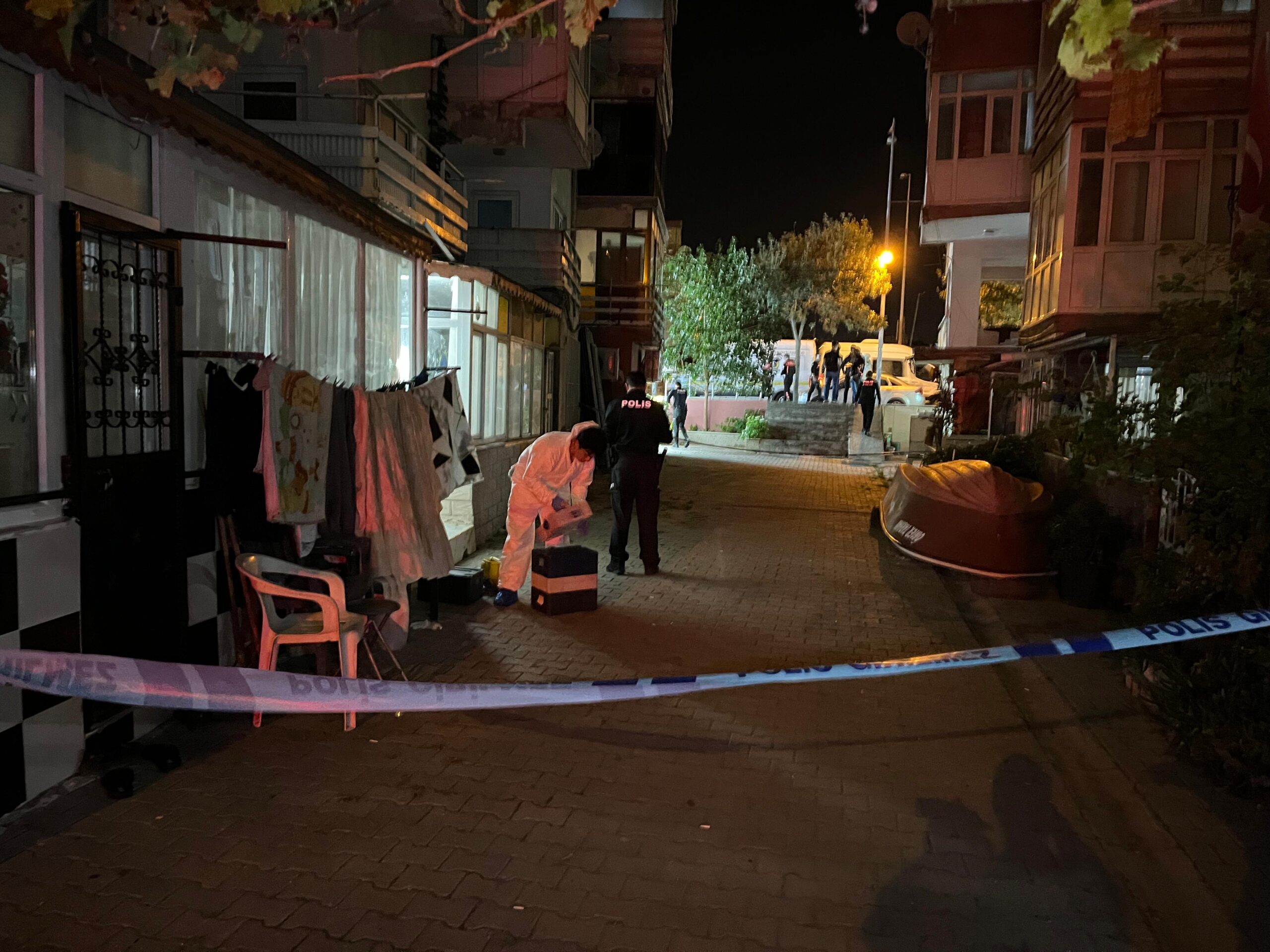 Operasyonda yakalanacağını anlayınca tetiği çekti! - Resim : 4