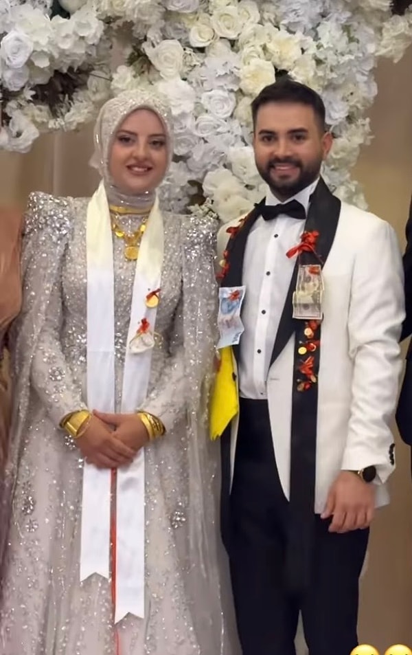 Paylaşımları eleştiri yağmuruna tutuldu - Resim : 1