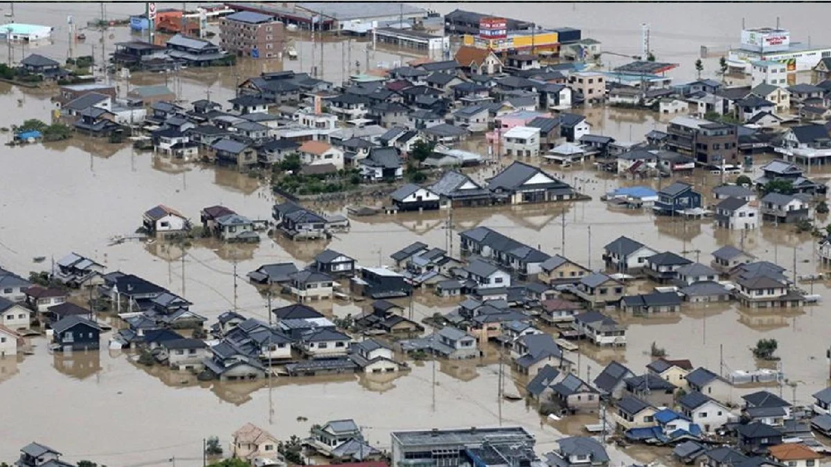 Sel ve toprak kaymasında ölenlerin sayısı 9'a yükseldi - Resim : 1