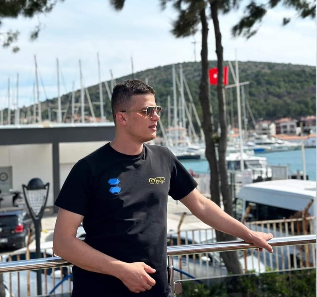 Silahlı kavgada vefat eden 2 kardeş son yolculuklarına uğurlandı - Resim : 1