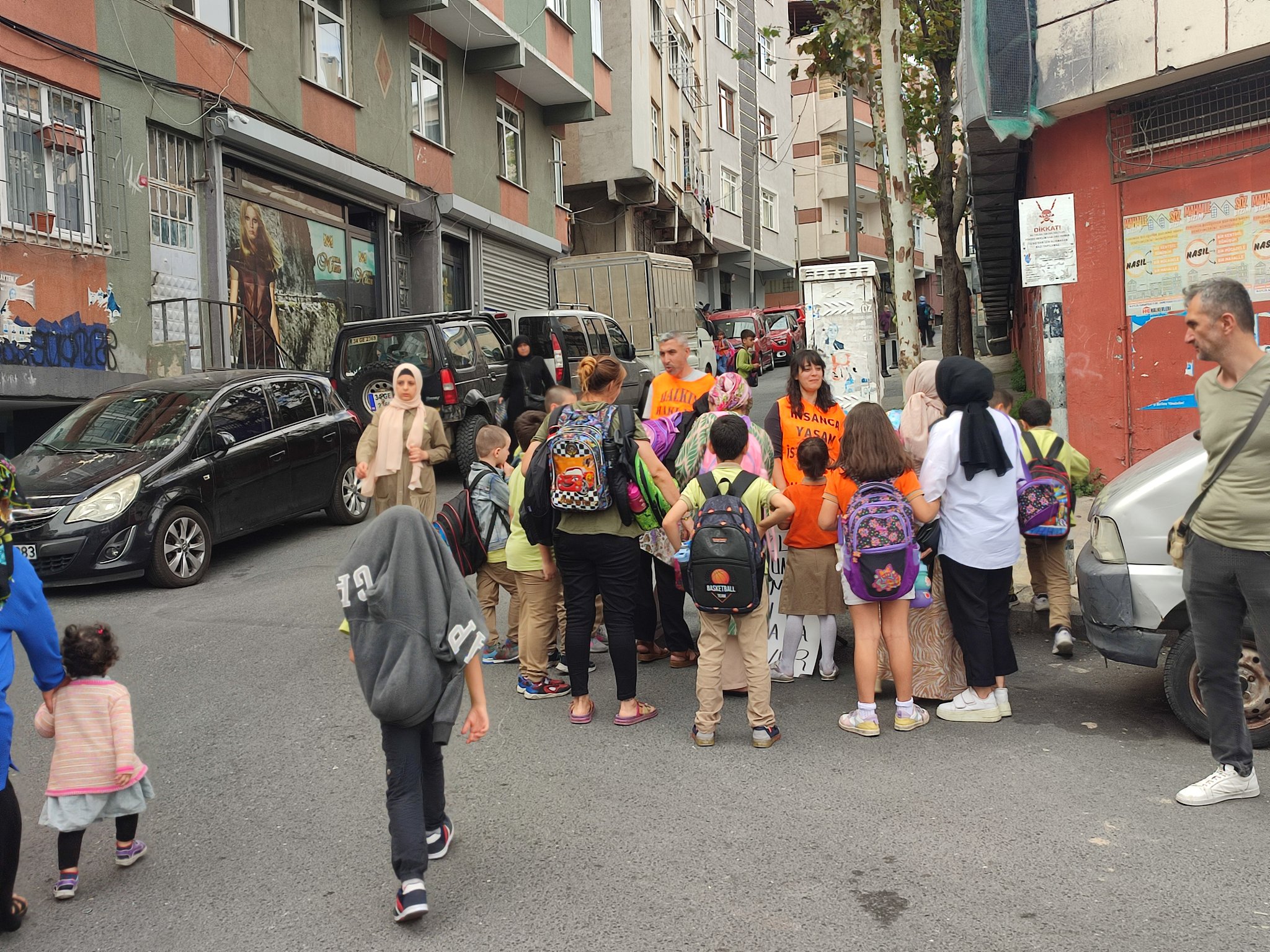 Yeni eğitim öğretim dönemi başladı! Veliler isyanda - Resim : 12