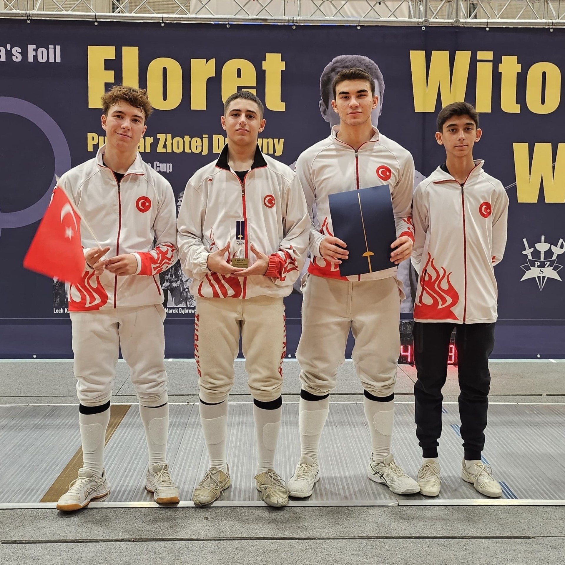 Yıldız eskrimciler Gürcistan ve Polonya’da 5 madalya kazandı - Resim : 5