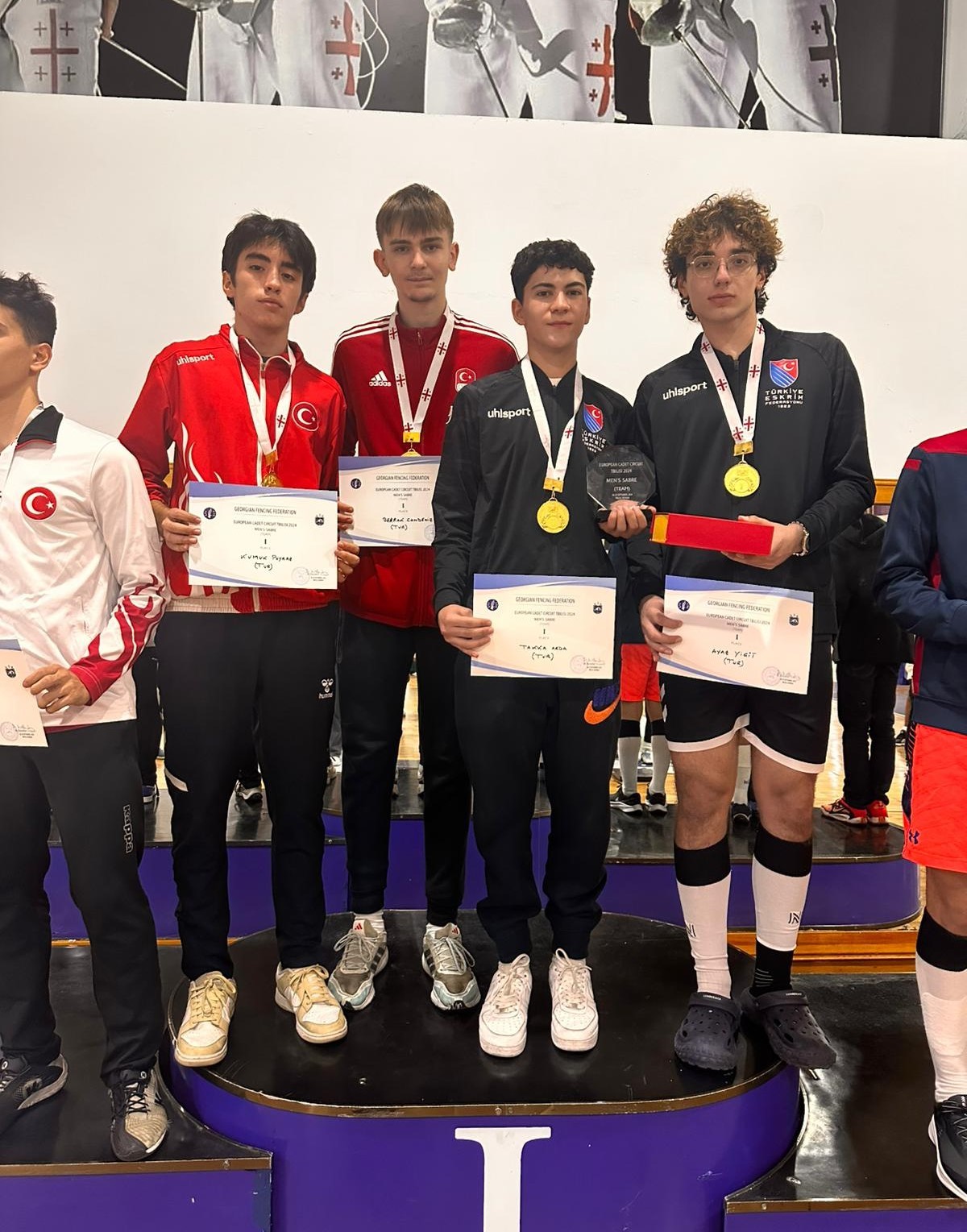Yıldız eskrimciler Gürcistan ve Polonya’da 5 madalya kazandı - Resim : 4