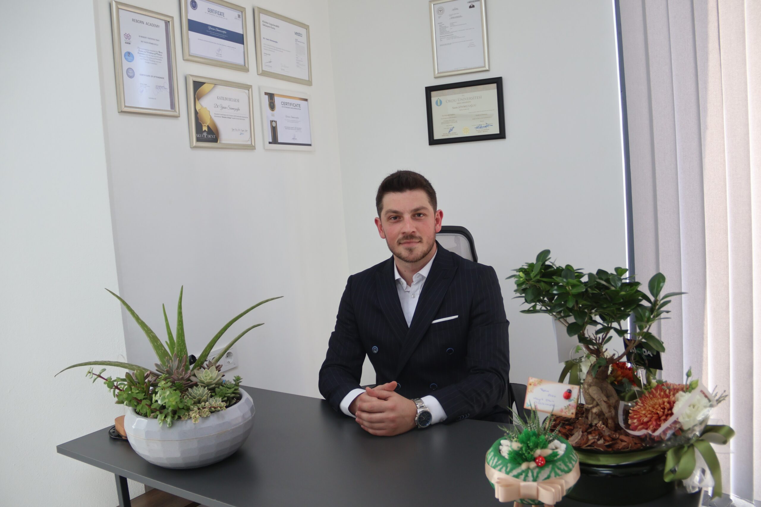 Doğup büyüdüğü yere muayenehane açtı! Yetkililer de ziyaretçiler arasında - Resim : 1