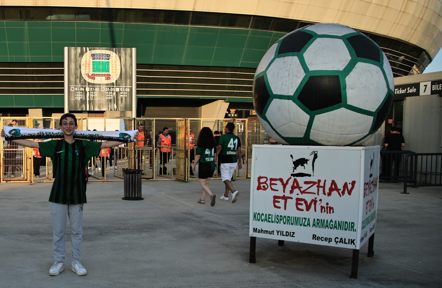 Kocaeli Stadı’nda değişiklikler olacak - Resim : 1
