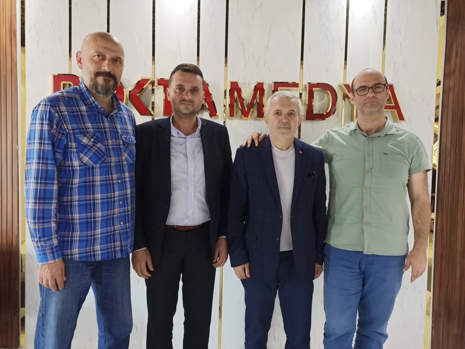 Kesinlikle ZİRVE onların! - Resim : 1