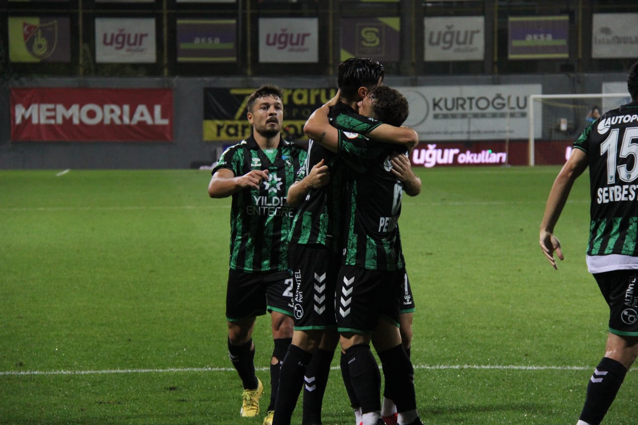 Kocaelispor'da Mendes şov! Fark 2'ye çıktı! - Resim : 4