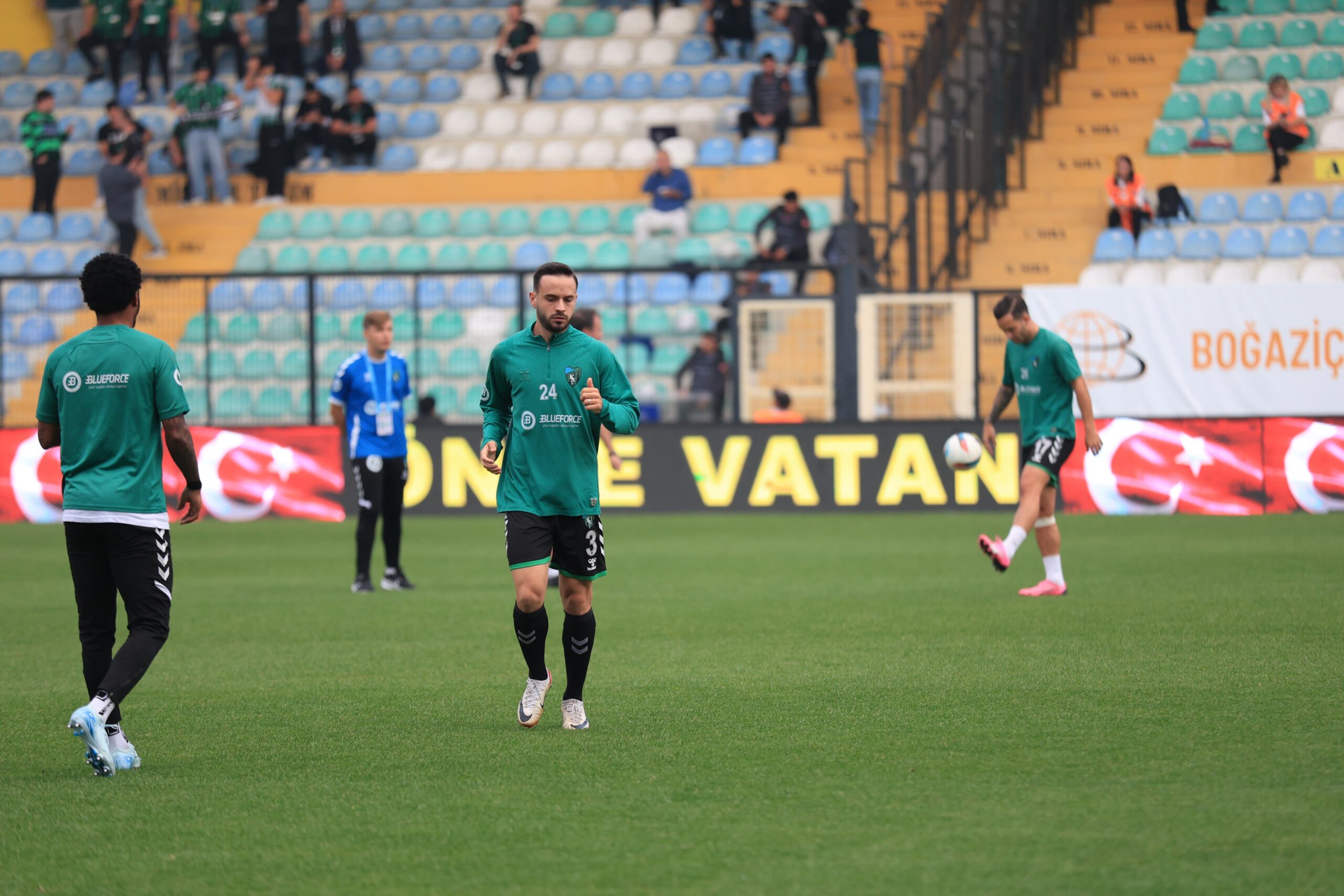 İstanbulspor - Kocaelispor: 0-3 (MAÇ SONUCU) - Resim : 15