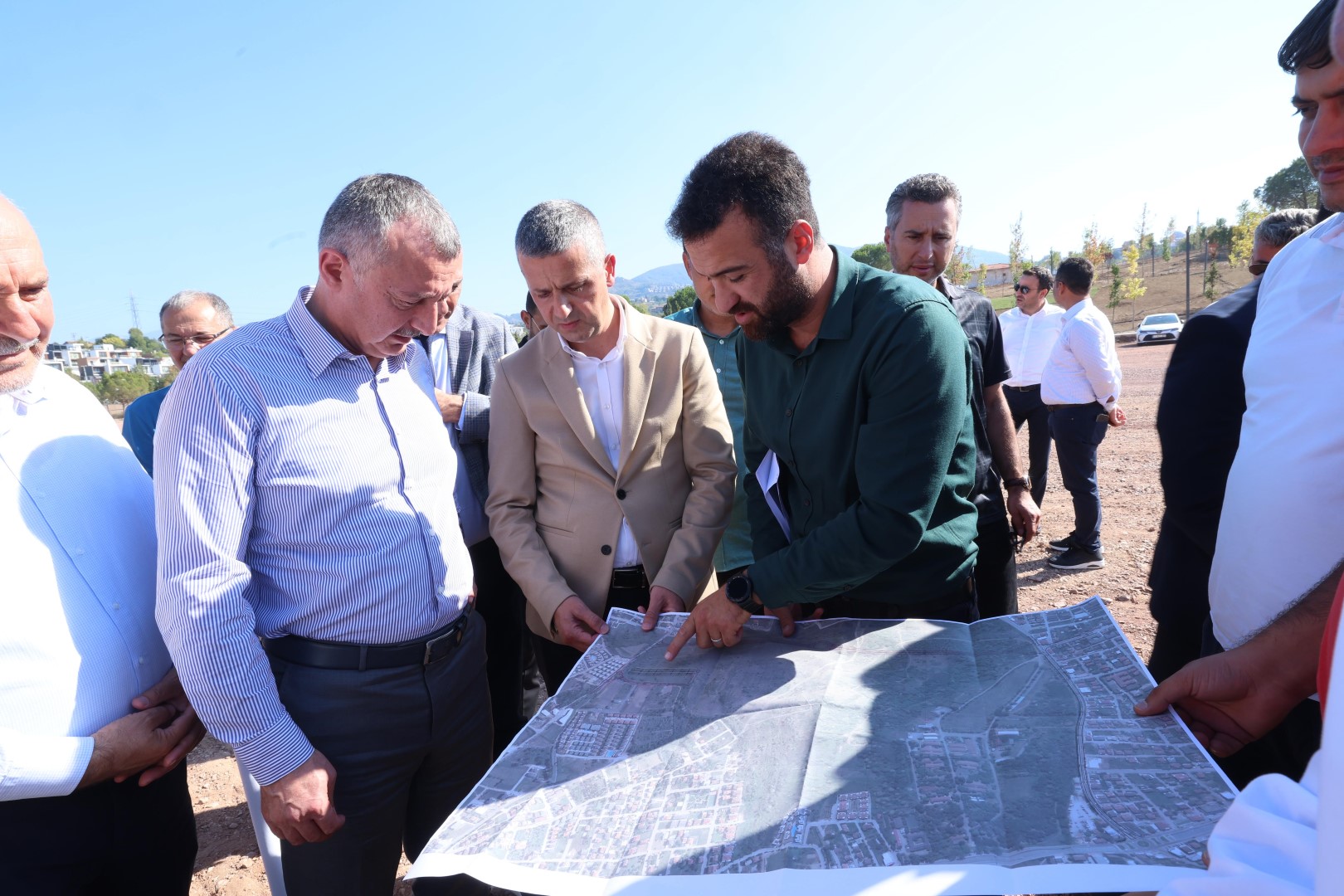 Büyükakın'dan Seymen Millet Bahçesi'ne ziyaret! 1. Etap bitmek üzere - Resim : 2