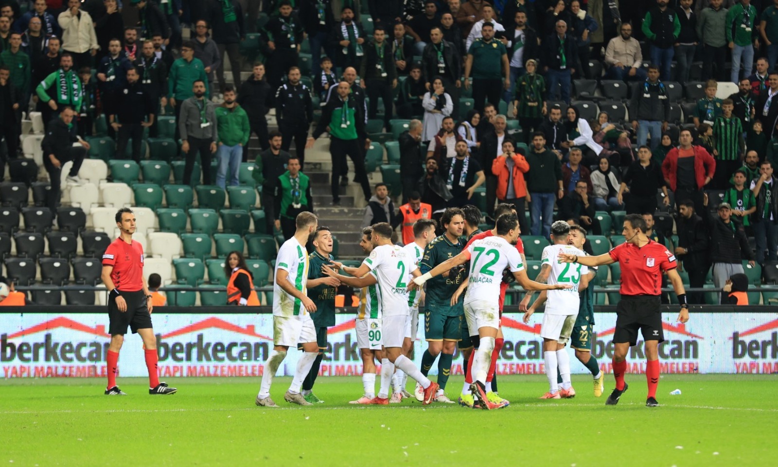 Ahmet Sağat: Rakip takımın futbol oynamaya geldiğini düşünmüyorum - Resim : 2