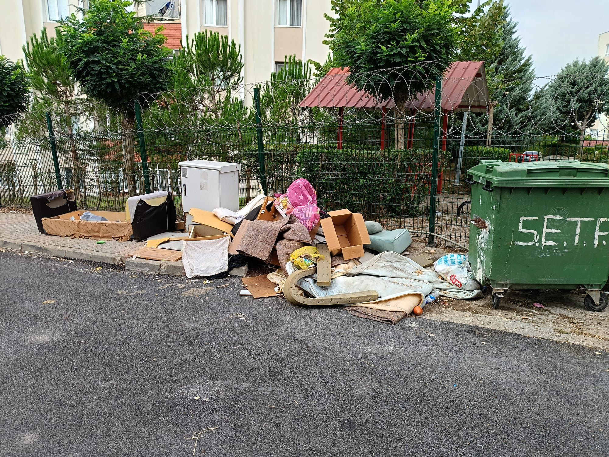 Fatma Kaptan Hürriyet çöp toplama eleştirilerine yanıt! 'Biz her gün 1 milyon kişiye hizmet veriyoruz' - Resim : 2