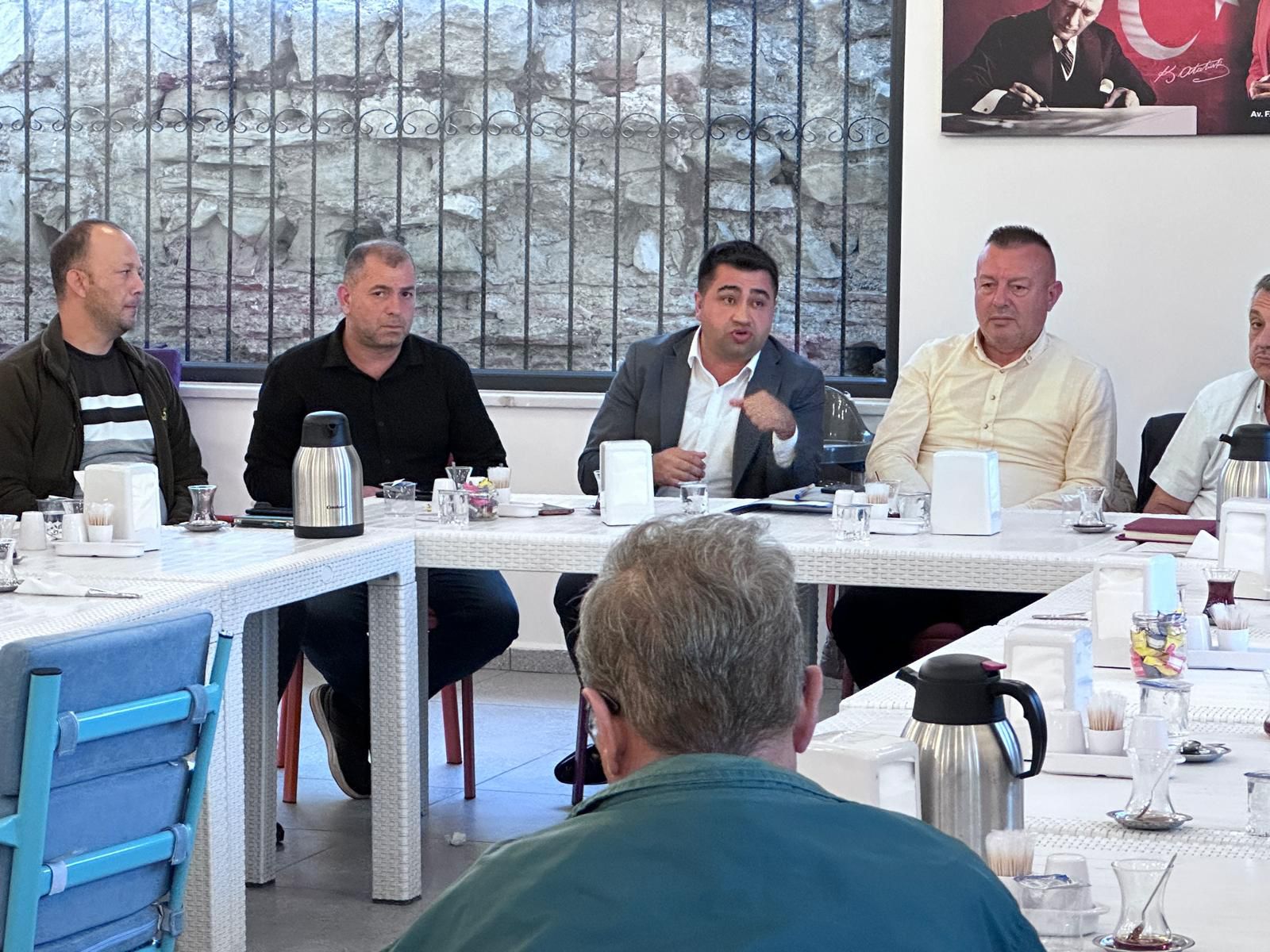 İzmit'in muhtarları bir araya geldi: Sorunları konuştular - Resim : 1